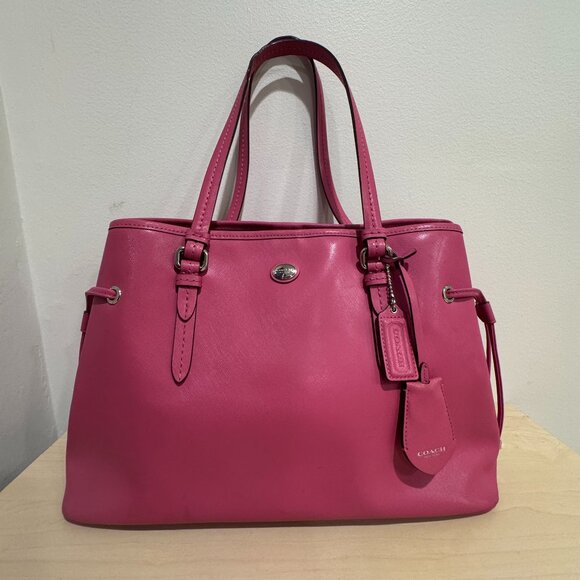 👜 Coach Peyton Leather Drawstring Carryall Bag Pomegranate - Picture 1 of 12